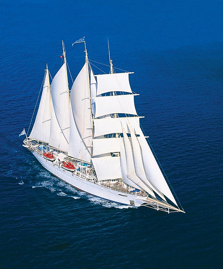 111m Barkentine 'Star Flyer'