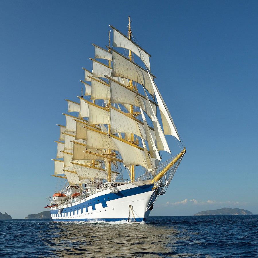 134m Full Rigged Ship 'Royal Clipper'