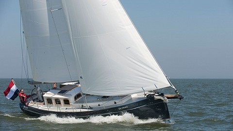 Puffin ® 37' 