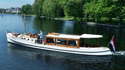 15m saloon steamer 'Sally' restauration