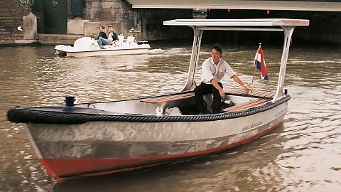 5.35m Electric & Solar Tender