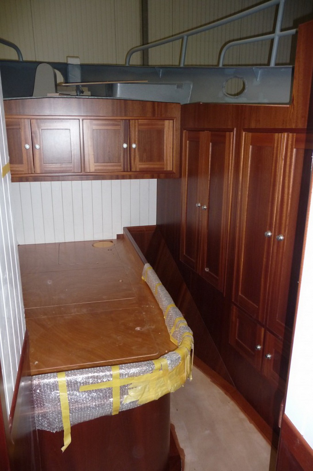 Puffin 42 forward cabin